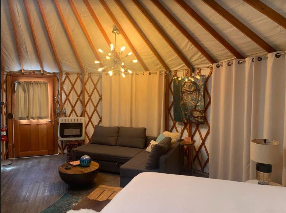 Escalante Yurts - Luxury Lodging Екстер'єр фото