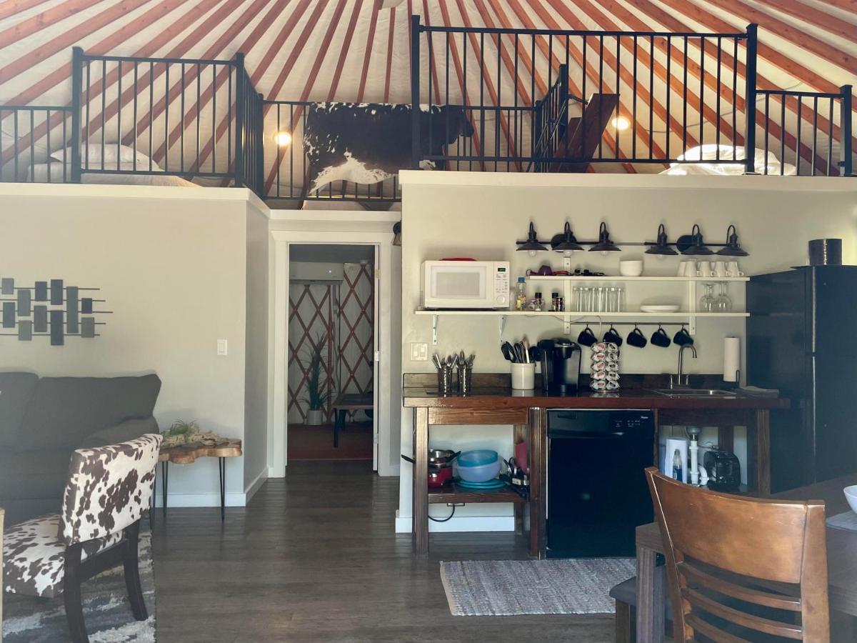 Escalante Yurts - Luxury Lodging Екстер'єр фото