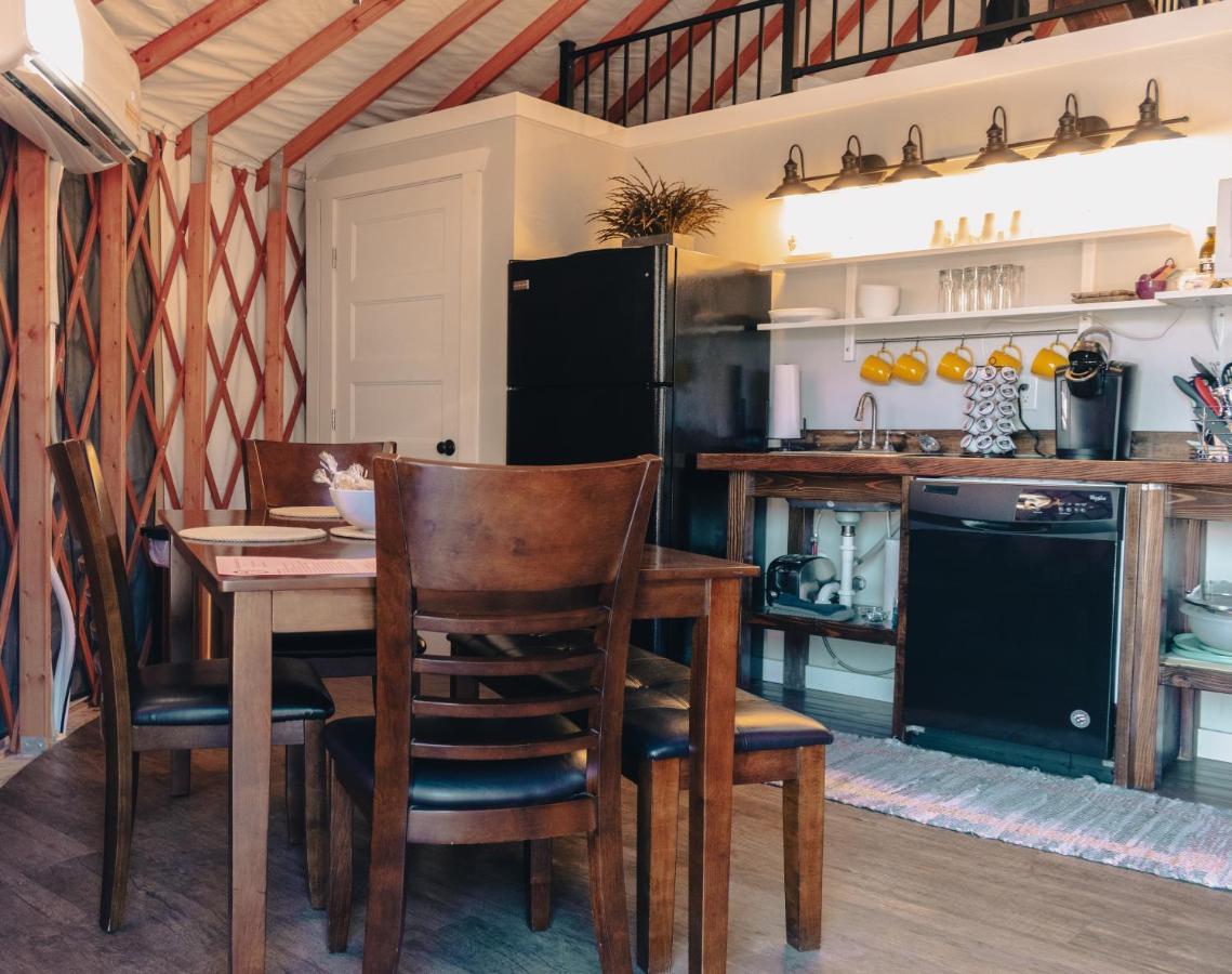 Escalante Yurts - Luxury Lodging Екстер'єр фото