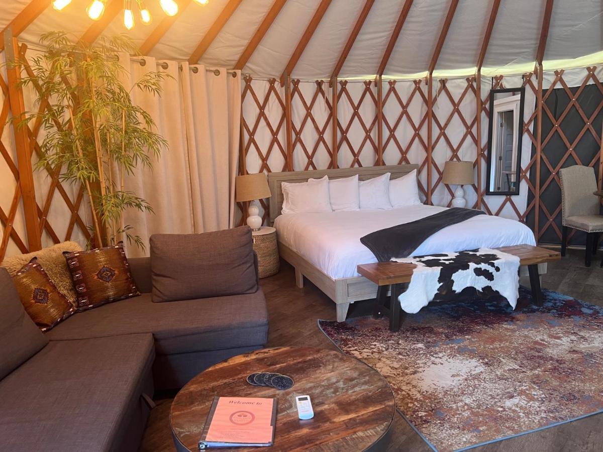 Escalante Yurts - Luxury Lodging Екстер'єр фото