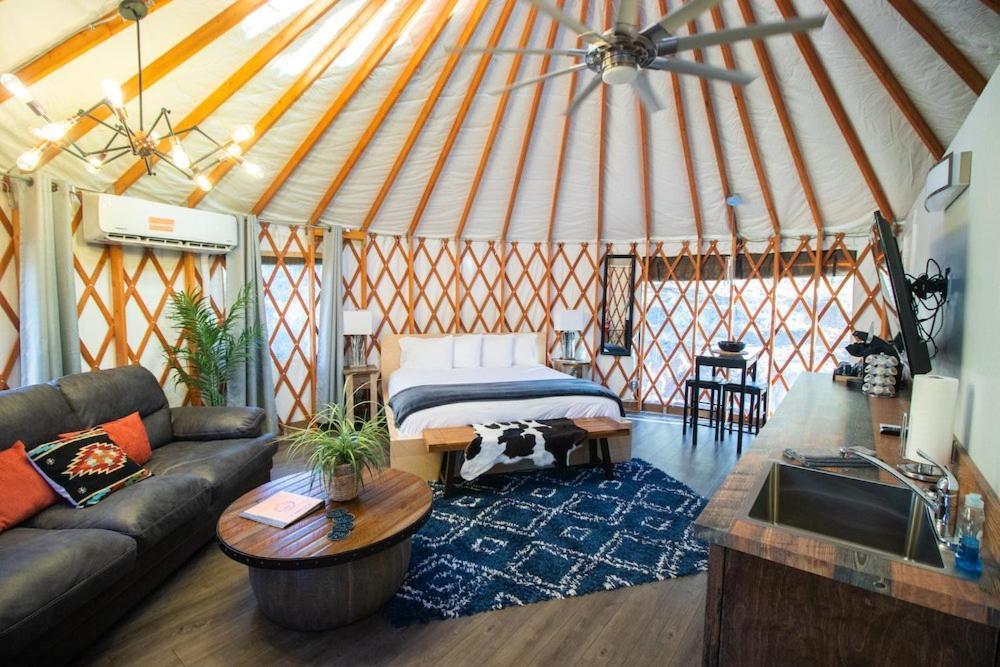 Escalante Yurts - Luxury Lodging Екстер'єр фото